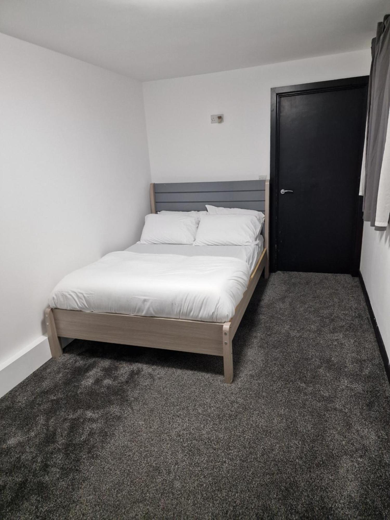 Ckb Flat- Comfort, Cosy, And Secure! Codsall 外观 照片