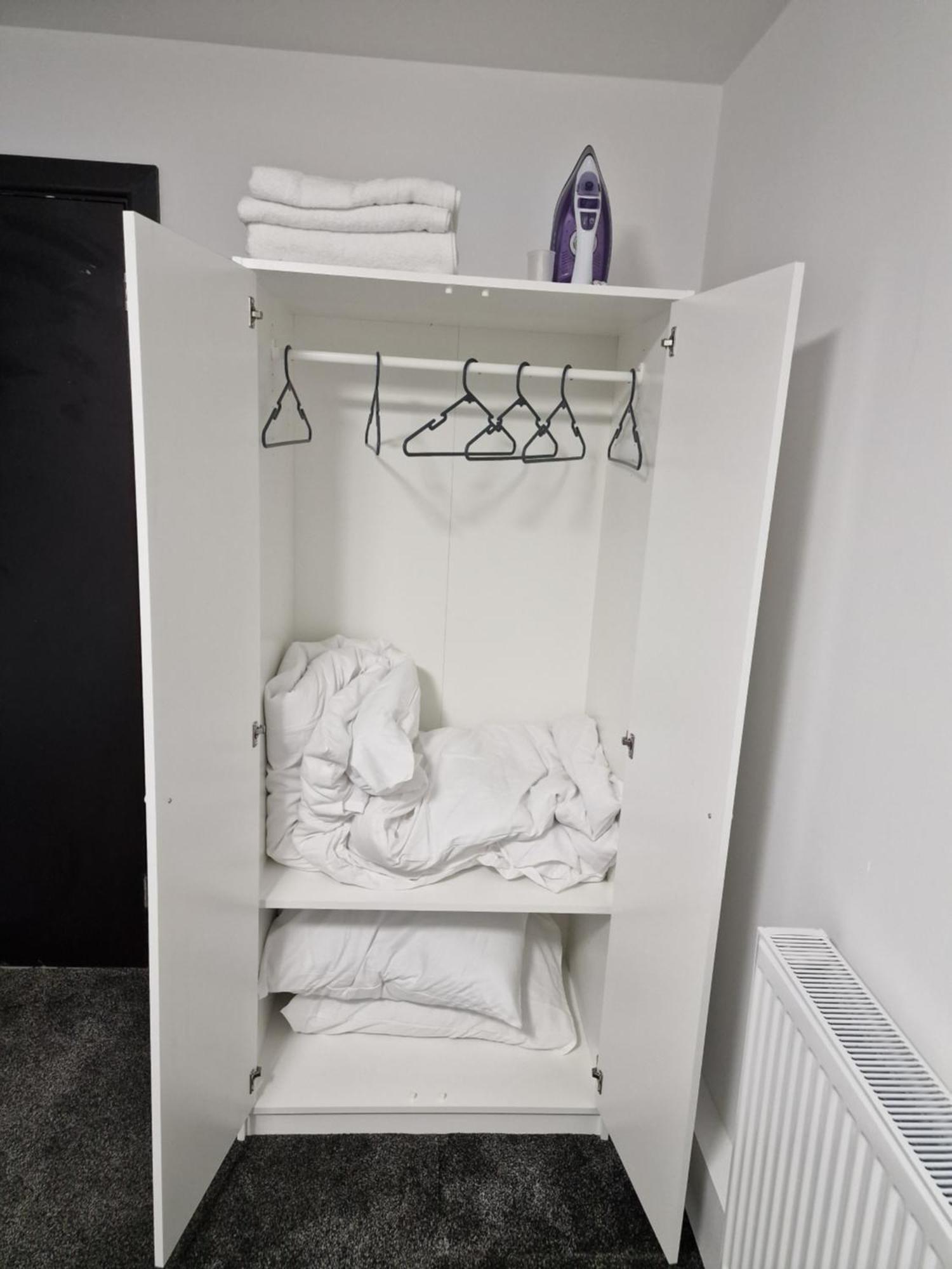 Ckb Flat- Comfort, Cosy, And Secure! Codsall 外观 照片