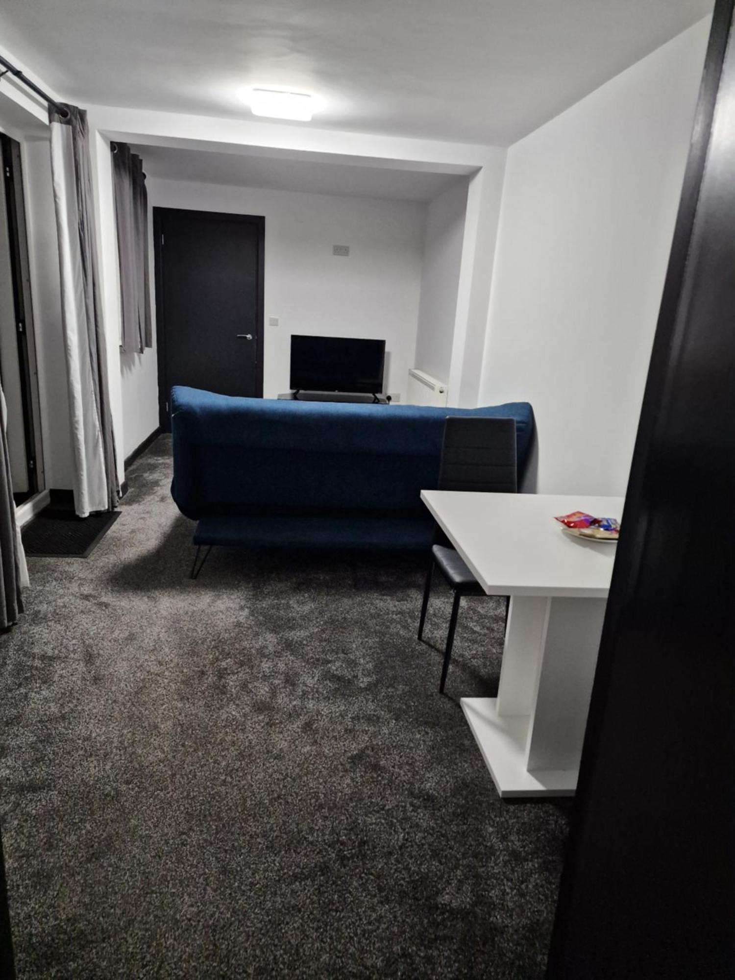 Ckb Flat- Comfort, Cosy, And Secure! Codsall 外观 照片