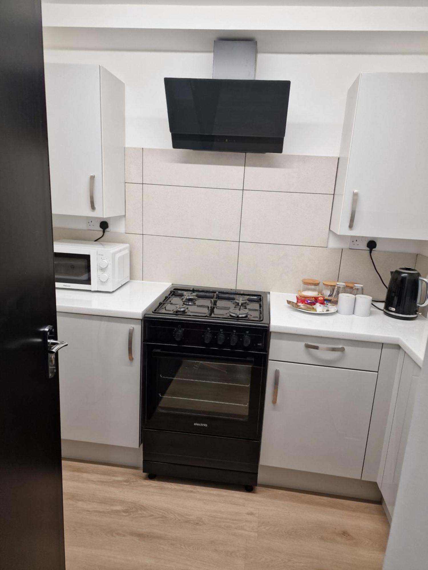 Ckb Flat- Comfort, Cosy, And Secure! Codsall 外观 照片