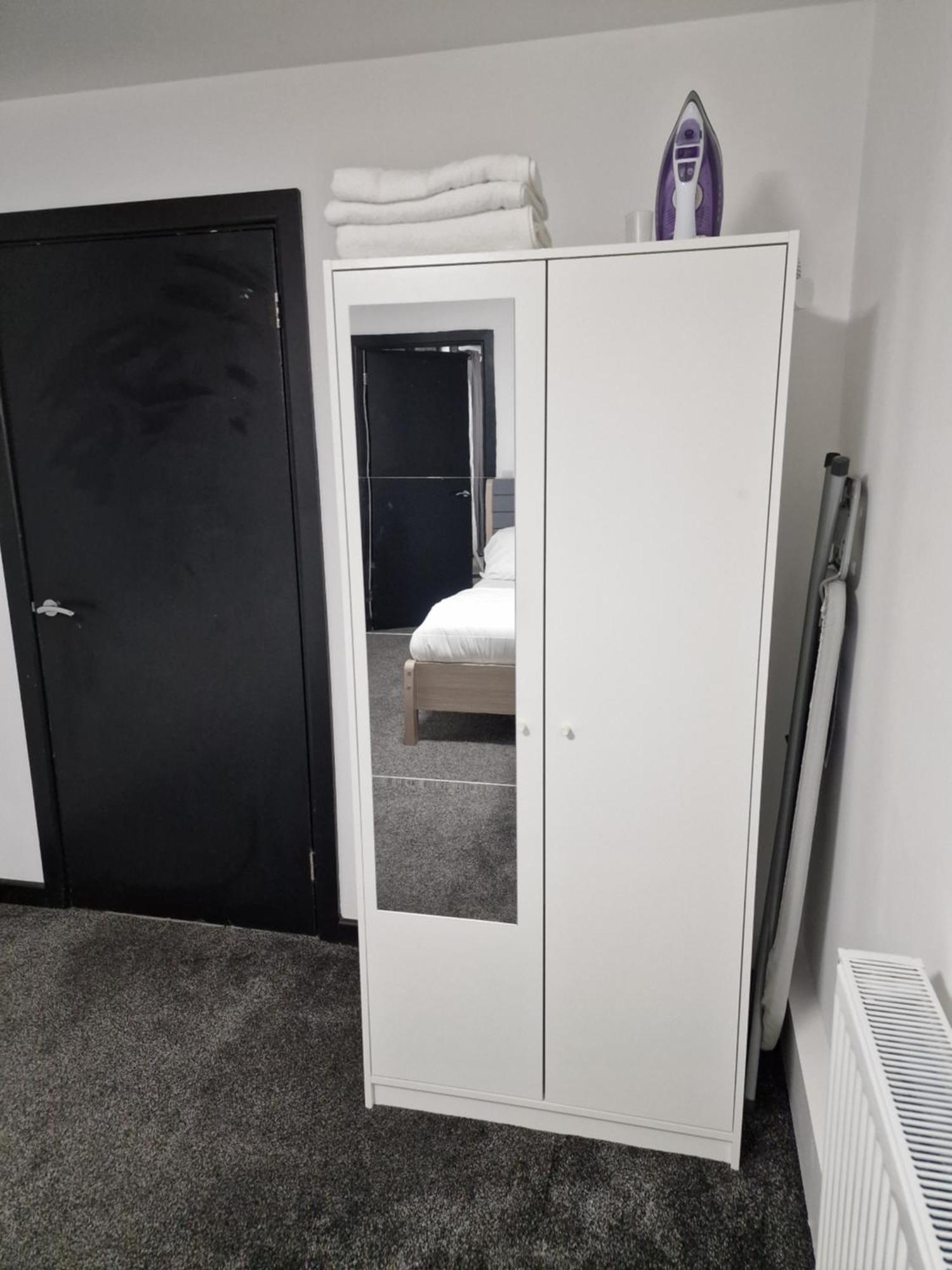 Ckb Flat- Comfort, Cosy, And Secure! Codsall 外观 照片